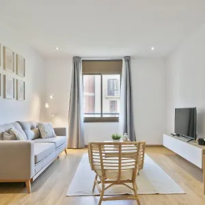 Ola Living Consell De Cent Barcelona